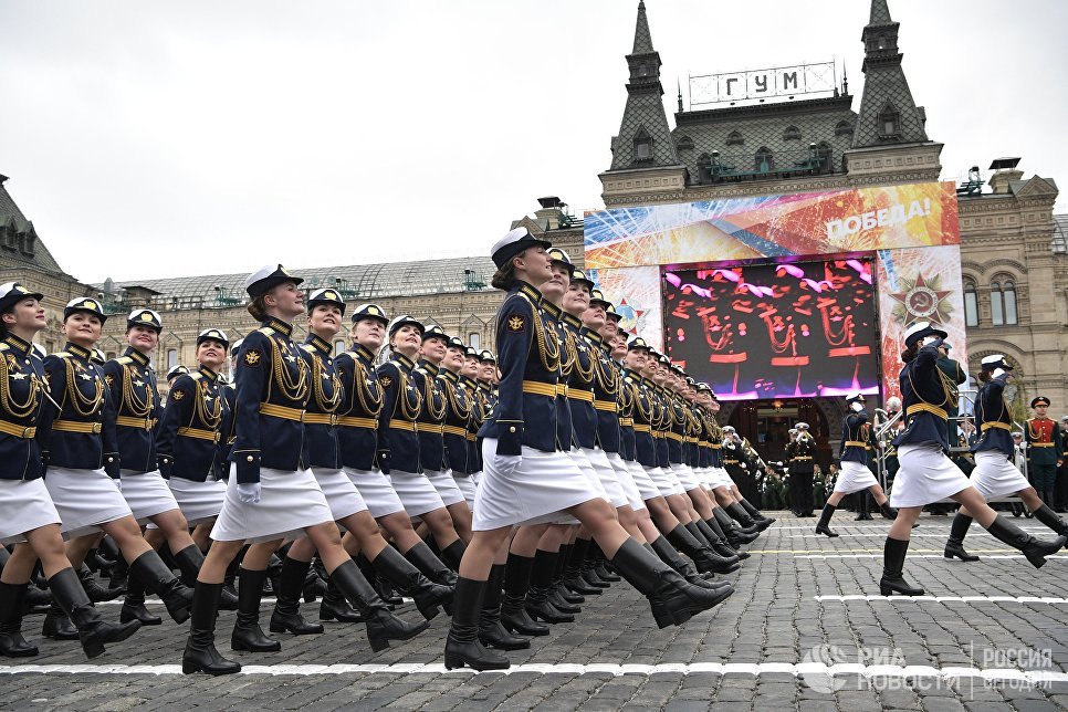 parad2.jpg
